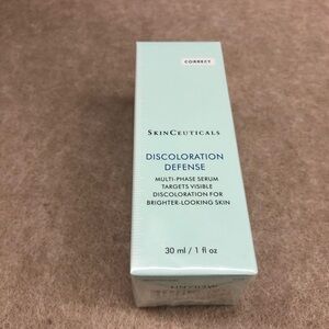 SkinCeuticals Discoloration Defense Serum - Mint Green